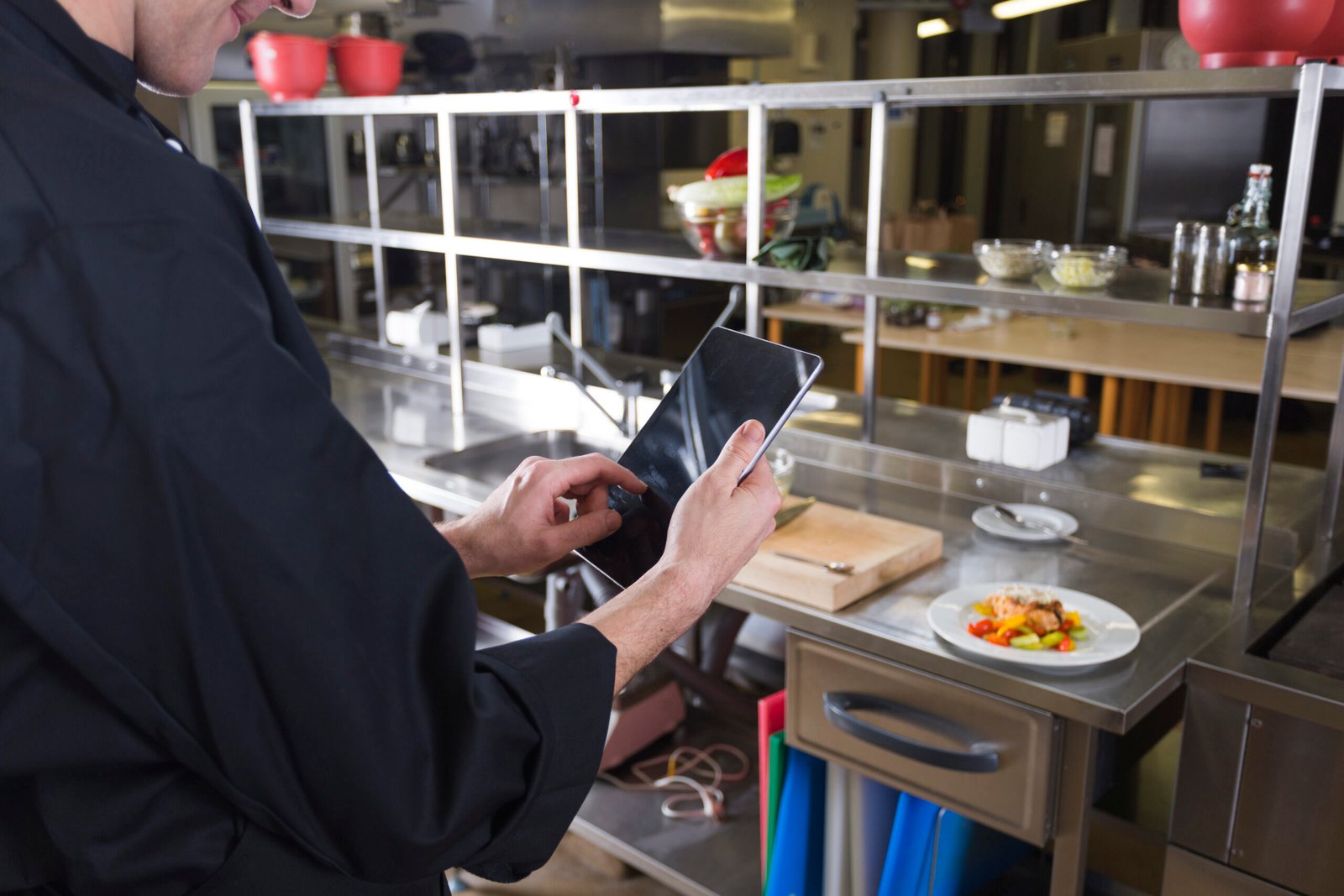 Chef usando IA para restaurantes